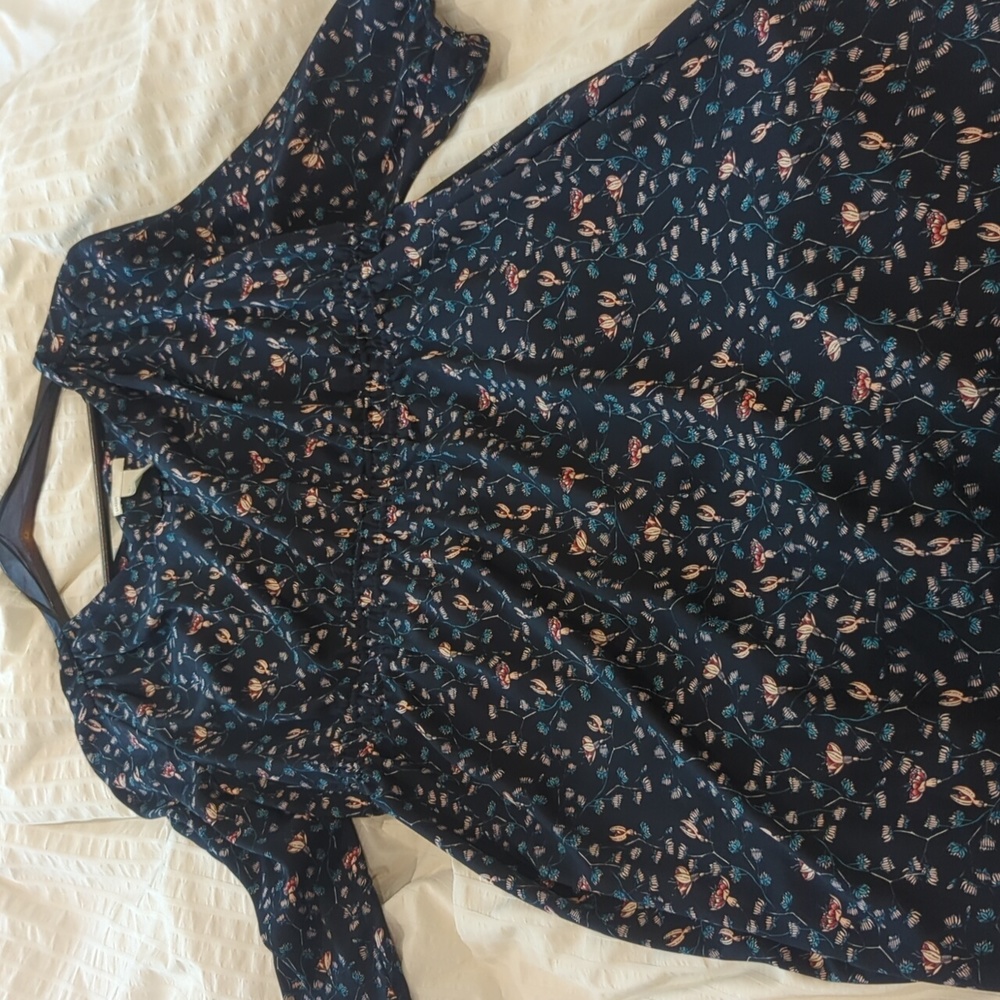 H&M Maternity Dress - Blue Floral w/ Elastic Waistband! H&M MAMA size L